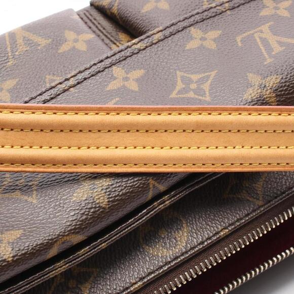 LOUIS VUITTON Brown Monogram Leather Shoulder Bag - Picture 10 of 11